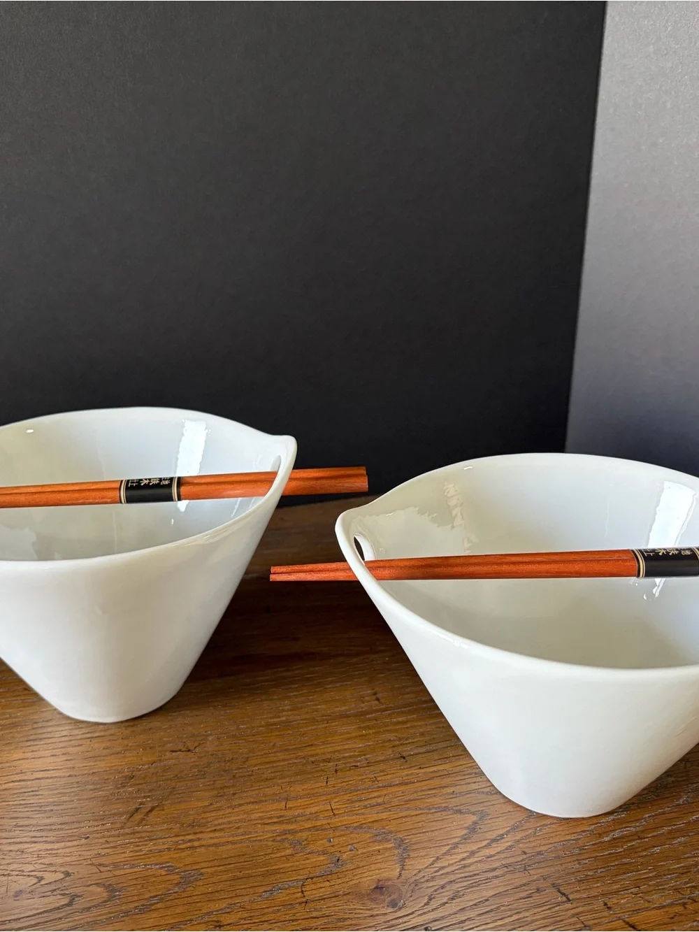 Set of 4 Crate & Barrel Kai Noodle Bowls with Chopsticks